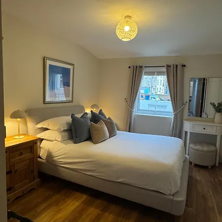Apartament One Abbey Court *