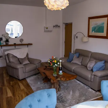 One Abbey Court アパート ウィットビー